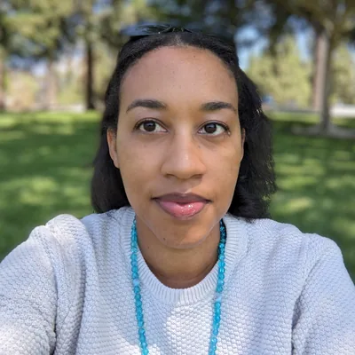 Andreana Mabry, Cofounder of Weceu